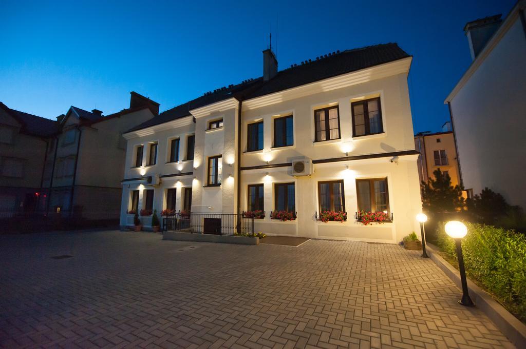 Hotel Willa Adriana Płock Exterior foto